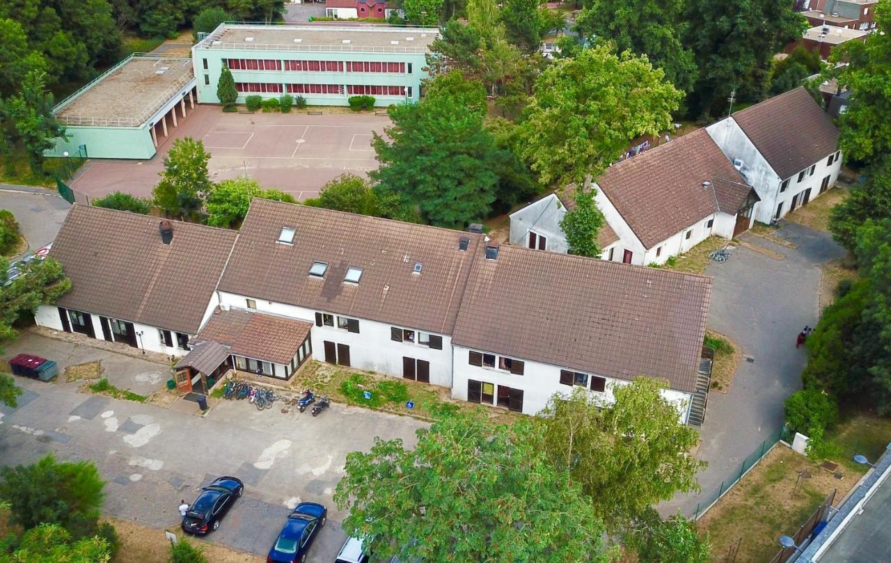 Hotel Pincevent La Queue-en-Brie ภายนอก รูปภาพ